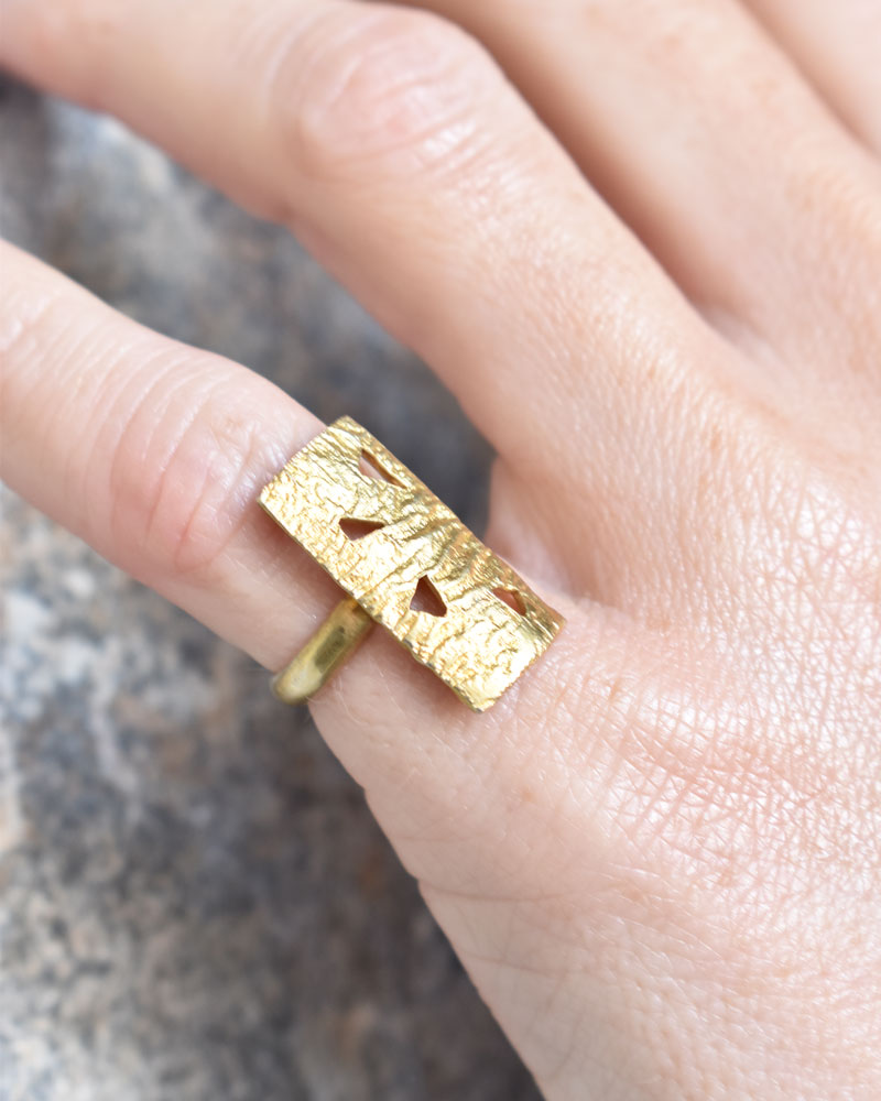 wrinkled silver ring gold plated 2