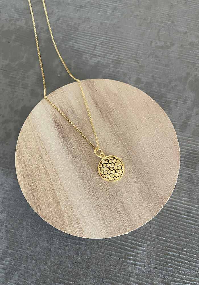 Olia Necklace