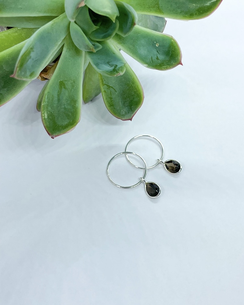 Slim hoops Earrings - Image 5