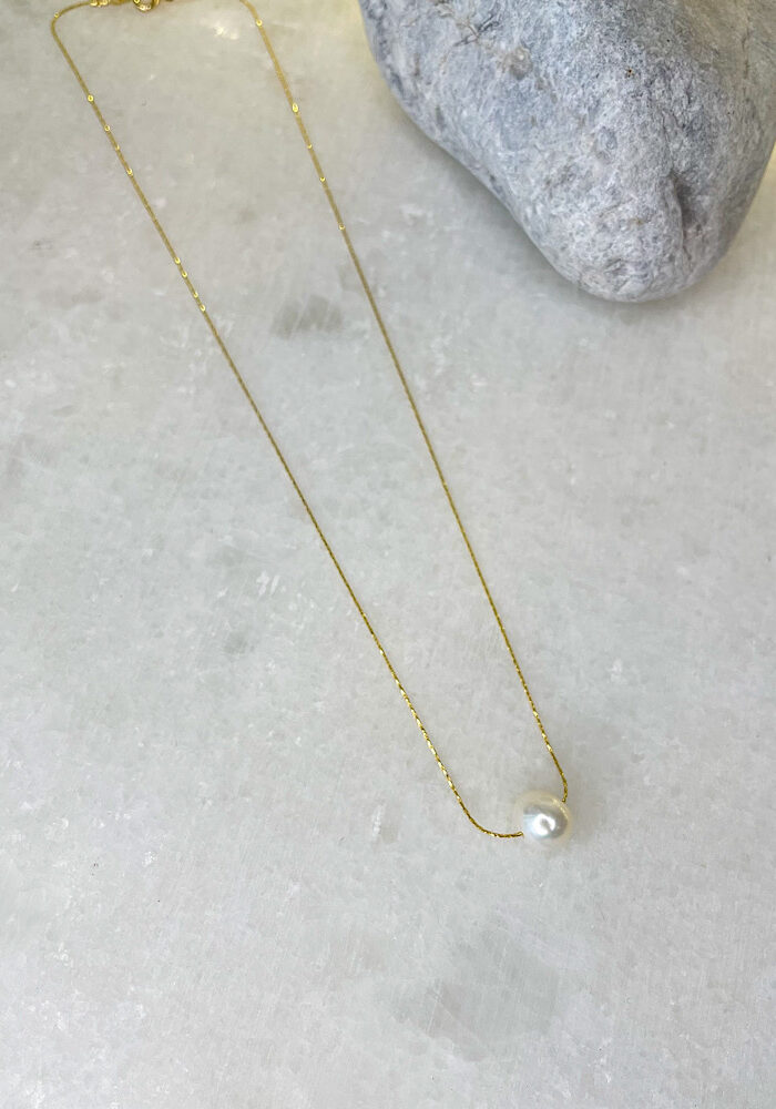 Little Pearl Necklace