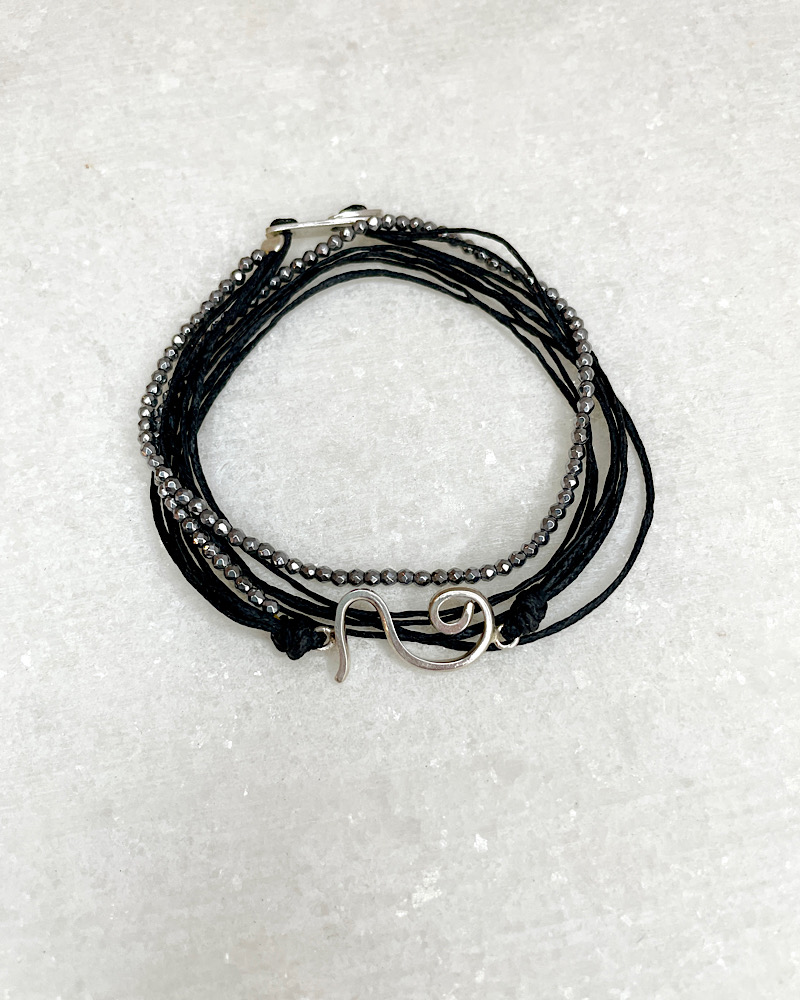 Lucky Charm 2026 Bracelet - Image 4